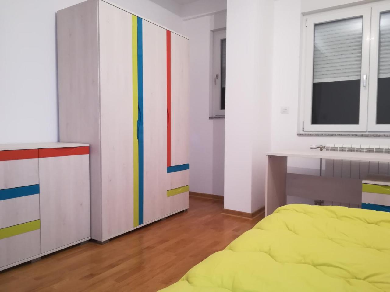 Appartamento Butterfly Čačak Esterno foto