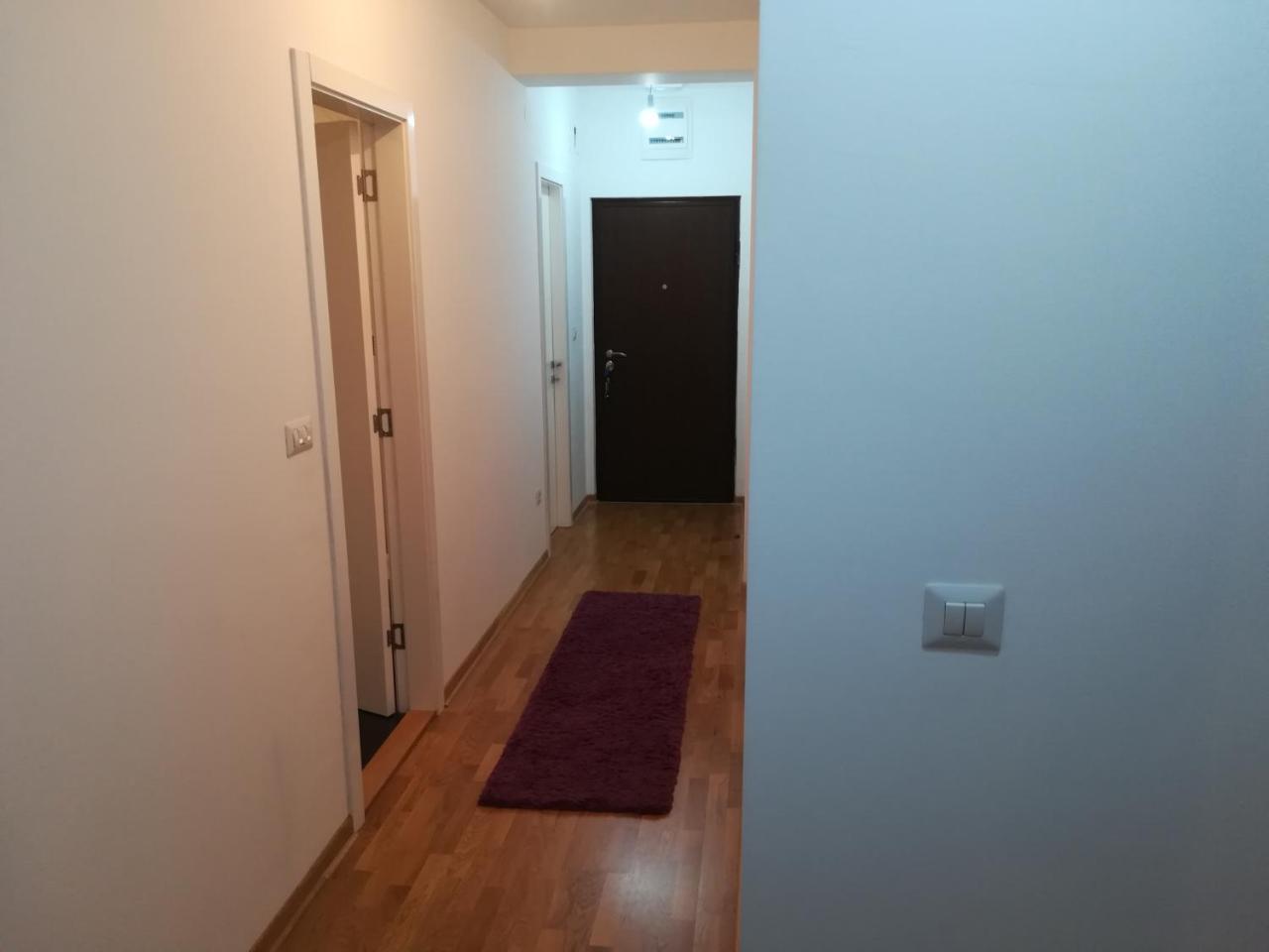 Appartamento Butterfly Čačak Esterno foto