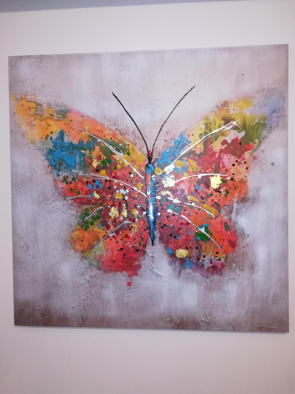 Appartamento Butterfly Čačak Esterno foto